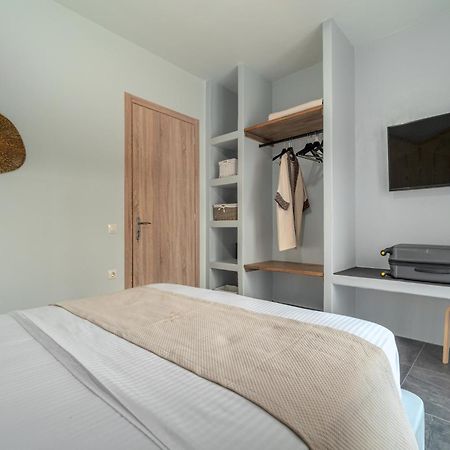 أييوي أبوستولوي La Perla Suites المظهر الخارجي الصورة