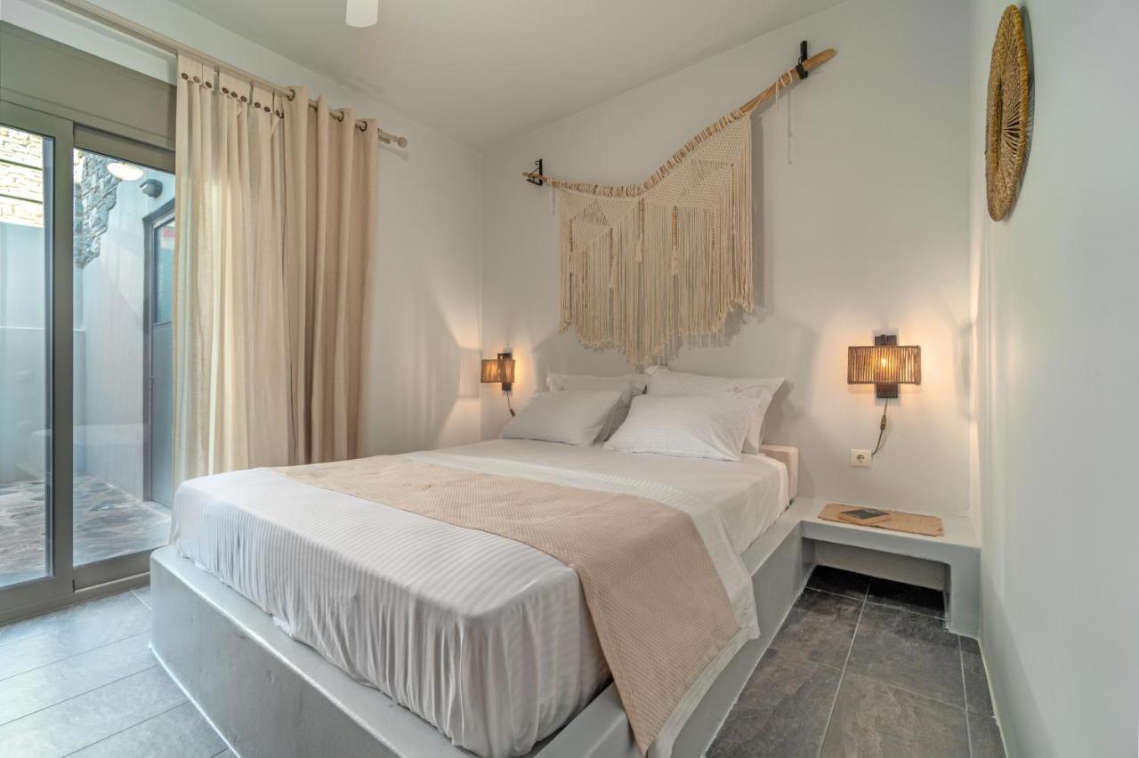 أييوي أبوستولوي La Perla Suites المظهر الخارجي الصورة