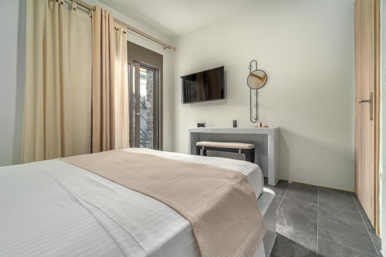 أييوي أبوستولوي La Perla Suites المظهر الخارجي الصورة