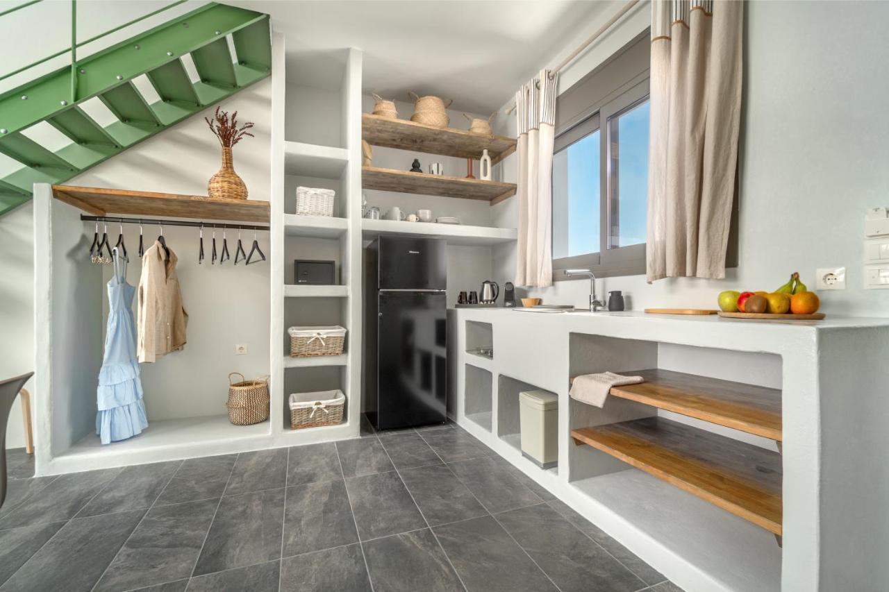 أييوي أبوستولوي La Perla Suites المظهر الخارجي الصورة