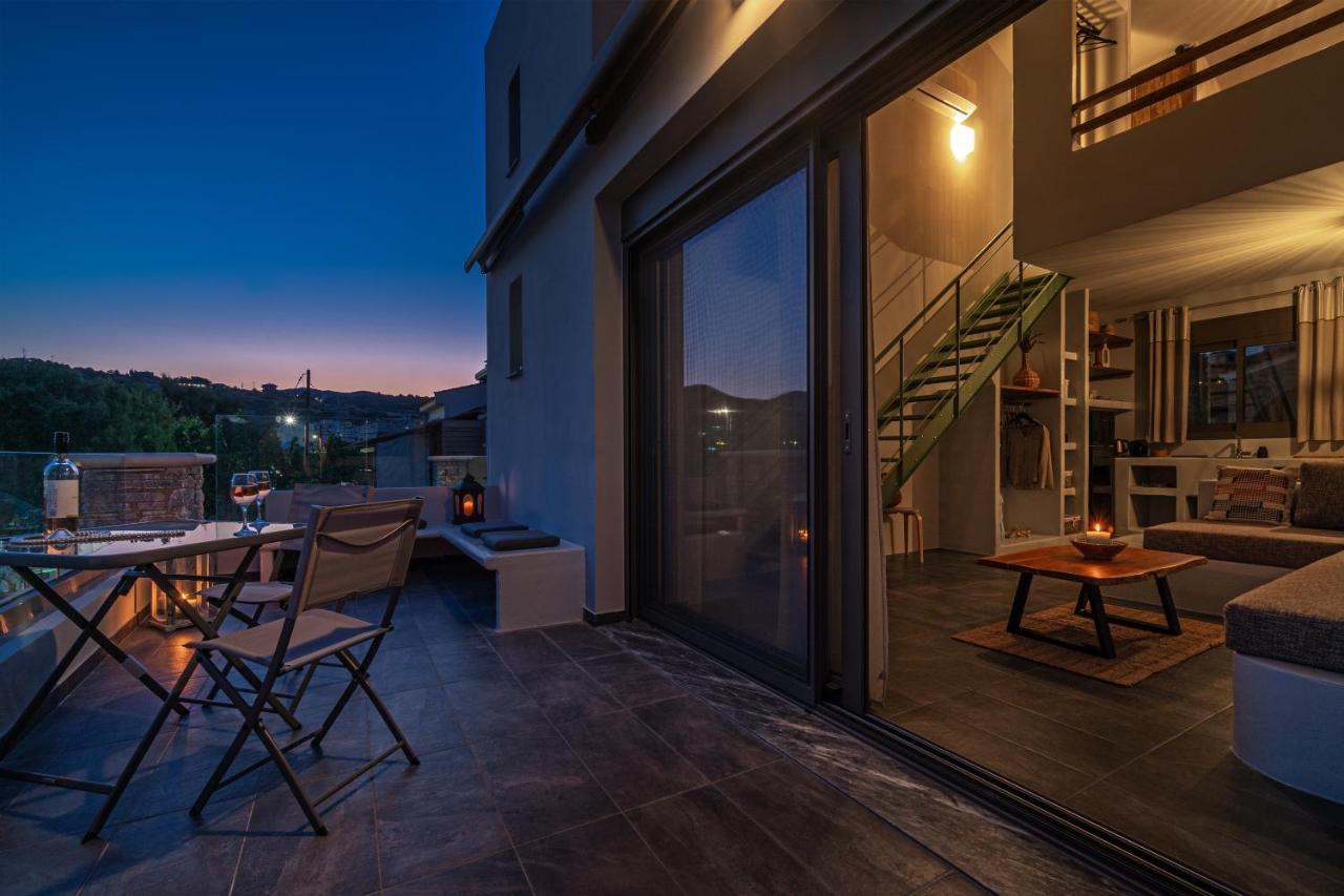 أييوي أبوستولوي La Perla Suites المظهر الخارجي الصورة