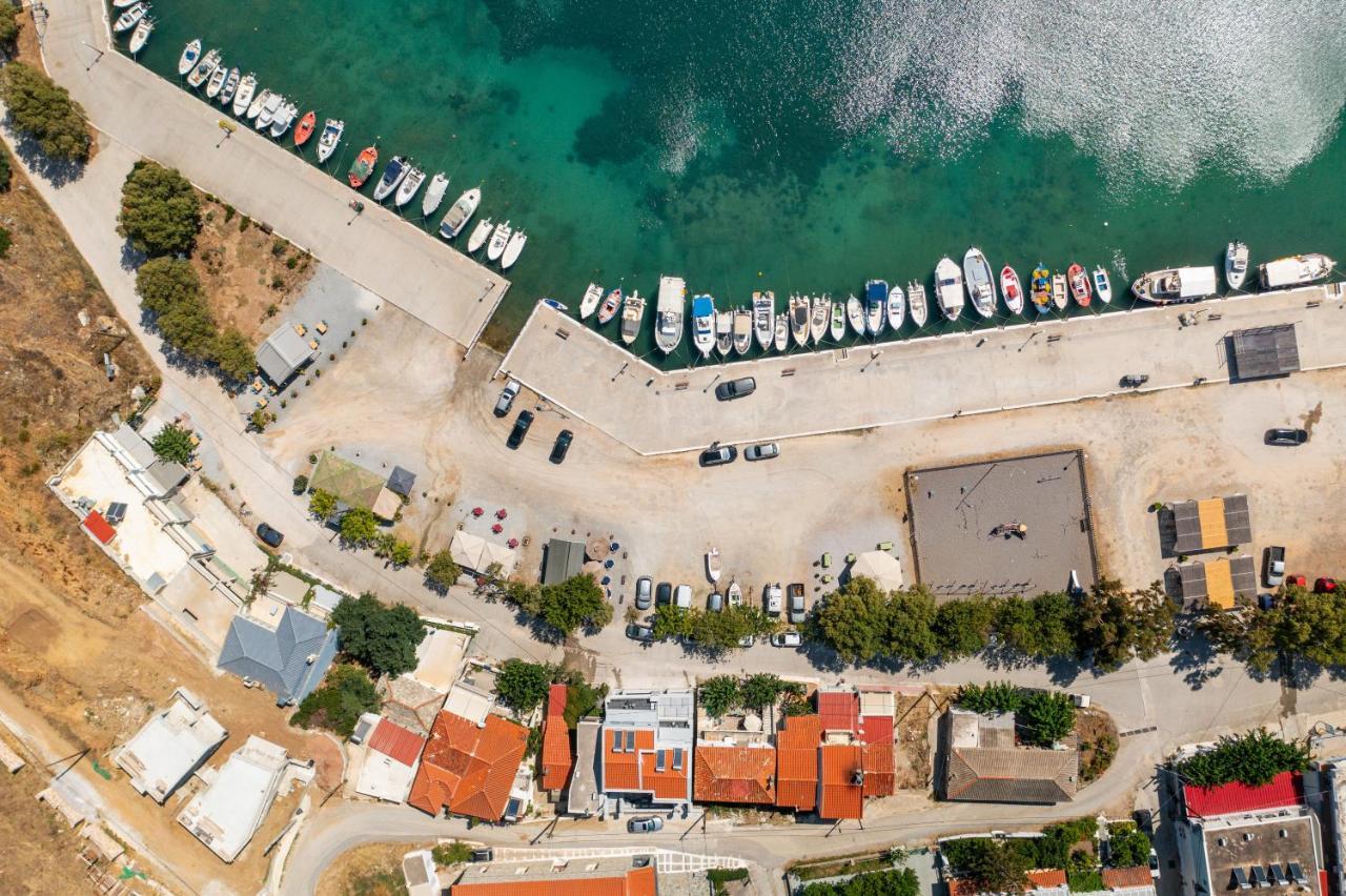 أييوي أبوستولوي La Perla Suites المظهر الخارجي الصورة